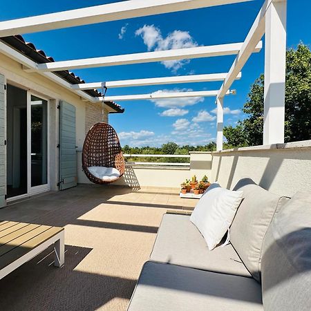 Luxury Villa In Istria - 9,000 Sqm Private Estate With Pool & Sauna, 15 Min To Sea, Near Fazana, 3 Bedrooms Juršići Bagian luar foto